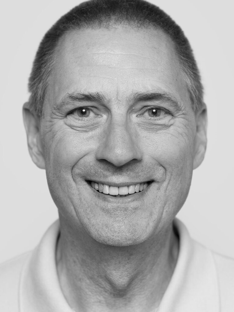 Søren Aakjær Holst